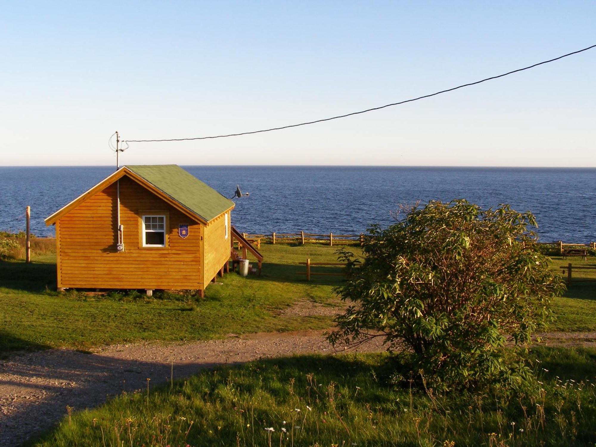 Les Chalets Brise-De-Mer Sainte-Therese-de-Gaspe 외부 사진